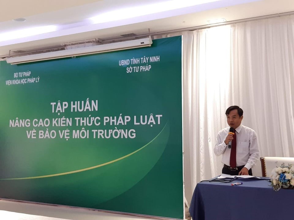 Đ/c Nguyễn Hoàng Nam, Giám đốc Sở Tư pháp, Phó Chủ tịch Hội đồng Phối hợp PBGDPL tỉnh