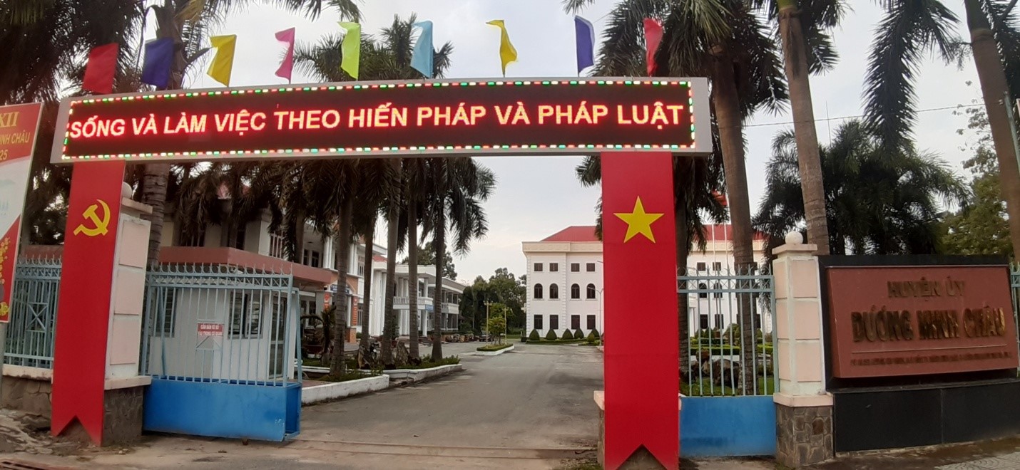 Ảnh: Huyện Dương Minh Châu hưởng ứng Ngày Pháp luật nước CHXHCN Việt Nam.