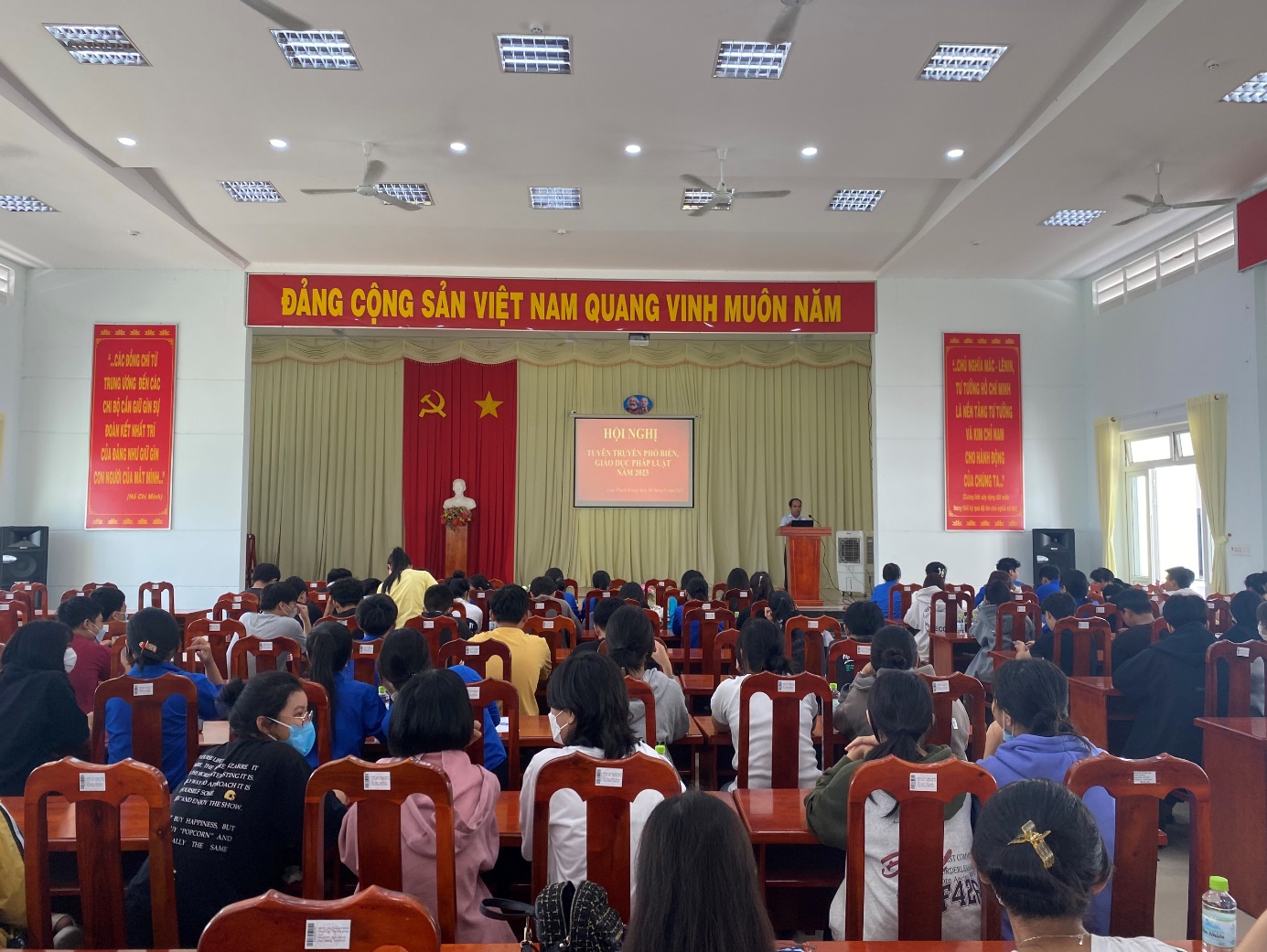 Ủy ban nhân dân phường Long Thành Trung - thị xã Hòa Thành tổ chức Hội nghị phổ biến giáo dục pháp luật cho đoàn viên trên địa bàn xã